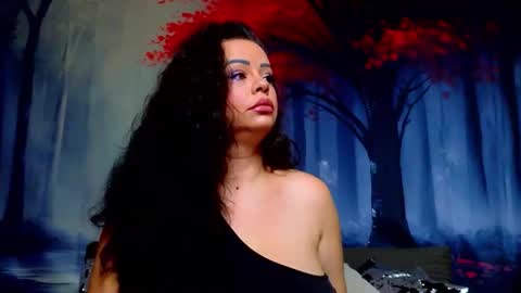 Snapshot of samiraevans chatting on January 6, 7:06 pm online show from January 6, 7:06 pm