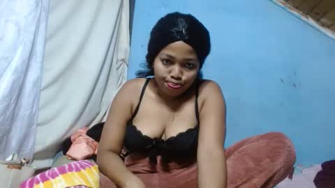 Snapshot of samirah009 chatting on October 4, 4:21 am samirah009 online show from October 4, 4:21 am