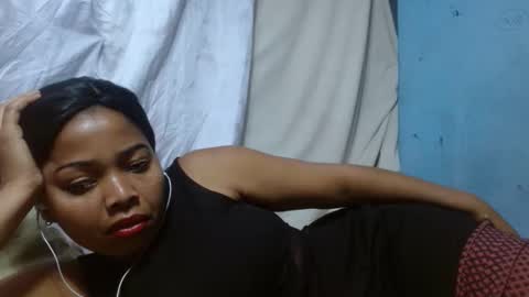 Snapshot of samirah009 chatting on October 13, 5:35 pm samirah009 online show from October 13, 5:35 pm