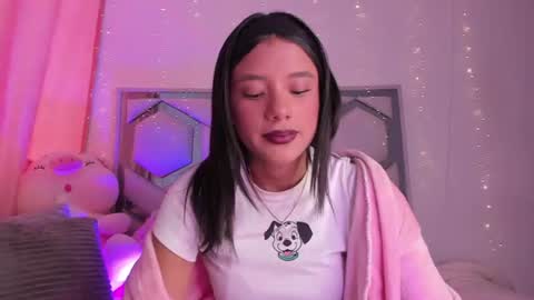 samirose_ online show from August 1, 2:38 pm