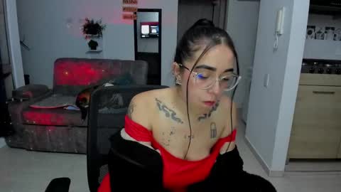 SARA online show from November 17, 1:00 am