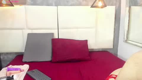 samm_angel online show from June 25, 2:32 pm