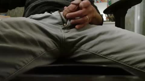 Snapshot of sammalamadingdong chatting on December 16, 10:26 pm sammalamadingdong online show from December 16, 10:26 pm