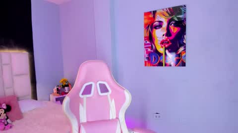 Snapshot of sammy__rose chatting on October 14, 7:03 pm Sammy Rose online show from October 14, 7:03 pm