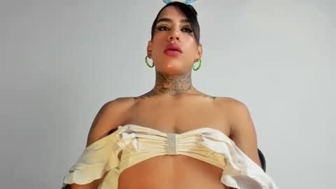 Snapshot of sammy_exotic chatting on September 28, 4:07 am sammy_exotic online show from September 28, 4:07 am
