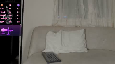 Snapshot of sammy_jhonson25 chatting on July 25, 12:42 am sammy_jhonson25 online show from July 25, 12:42 am