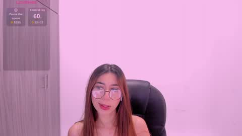 Snapshot of sammy_jhonss chatting on May 31, 11:06 am sammy_jhonss online show from May 31, 11:06 am