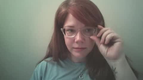 Snapshot of sammy_lyn chatting on May 22, 10:37 pm Sam online show from May 22, 10:37 pm