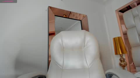 Snapshot of sammy_rios chatting on January 7, 11:45 pm Sammy online show from January 7, 11:45 pm