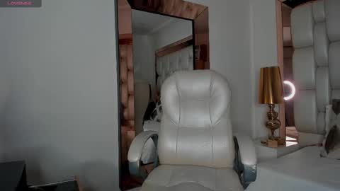 Snapshot of sammy_rios chatting on March 5, 5:29 pm Sammy online show from March 5, 5:29 pm