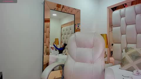 Snapshot of sammy_rios chatting on March 7, 6:54 pm Sammy online show from March 7, 6:54 pm