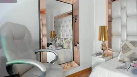 Snapshot of sammy_rios chatting on September 8, 6:07 pm Sammy online show from September 8, 6:07 pm