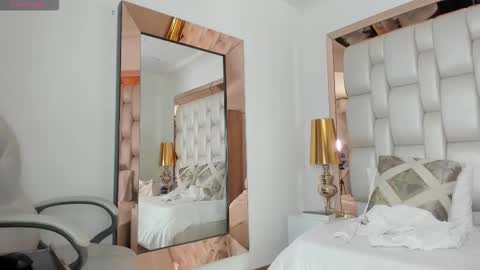 Snapshot of sammy_rios chatting on October 21, 6:08 pm Sammy online show from October 21, 6:08 pm