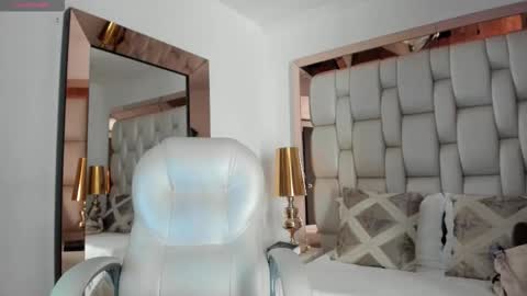 Snapshot of sammy_rios chatting on November 25, 5:13 pm Sammy online show from November 25, 5:13 pm