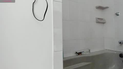 Snapshot of sammy_rios chatting on November 26, 5:14 pm Sammy online show from November 26, 5:14 pm