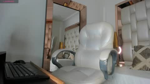 Snapshot of sammy_rios chatting on December 2, 5:08 pm Sammy online show from December 2, 5:08 pm