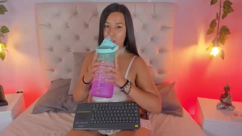 Samantha online show from March 12, 5:46 am