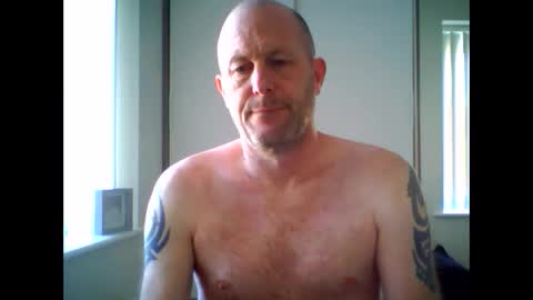 Snapshot of sammyb1821 chatting on January 29, 8:51 am sammyb1821 online show from January 29, 8:51 am