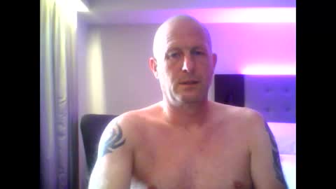 Snapshot of sammyb1821 chatting on May 11, 2:23 pm sammyb1821 online show from May 11, 2:23 pm