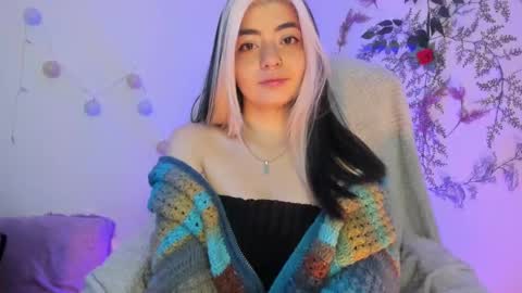 Snapshot of sammysammy_ chatting on December 23, 3:29 am online show from December 23, 3:29 am