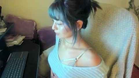 Snapshot of sammysammy_ chatting on November 23, 7:41 am online show from November 23, 7:41 am