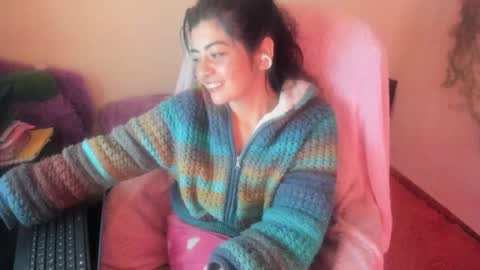   online show from March 5, 8:32 am