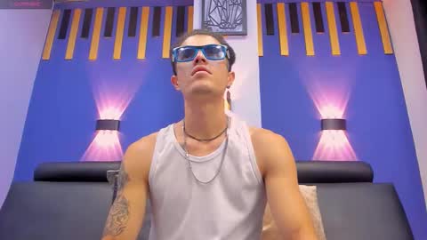 sammy model independiente online show from October 24, 11:17 am