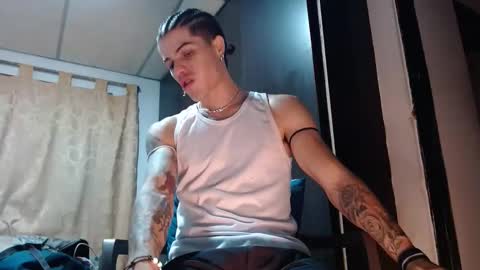 Snapshot of sammytop22 chatting on March 24, 10:31 am sammy model independiente online show from March 24, 10:31 am