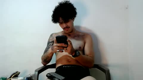 sammy model independiente online show from June 16, 12:19 pm