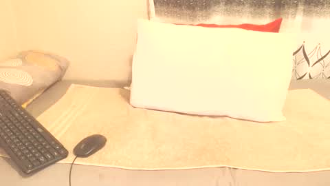 Snapshot of sammyxxx393 chatting on October 25, 11:43 pm sammyxxx393 online show from October 25, 11:43 pm