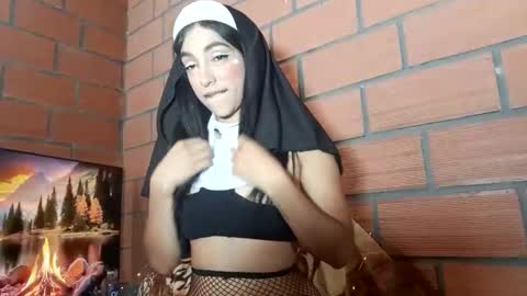 Snapshot of samntha_ferrer28 chatting on November 7, 2:17 pm Samantha ferrer online show from November 7, 2:17 pm