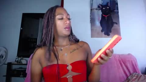 Samy doll online show from June 10, 8:52 pm