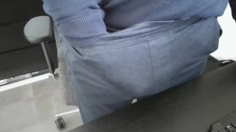 samsoncando1 online show from March 10, 10:37 am