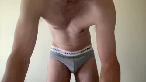 Snapshot of samt2527 chatting on March 10, 3:01 am SamT online show from March 10, 3:01 am