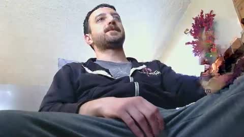 Snapshot of samthebully chatting on January 12, 9:53 pm SamTheBully online show from January 12, 9:53 pm