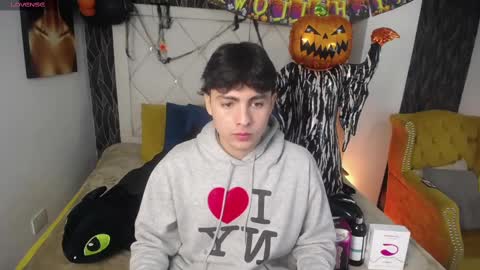 Snapshot of samu_foxxx chatting on October 30, 8:09 pm SAMU online show from October 30, 8:09 pm