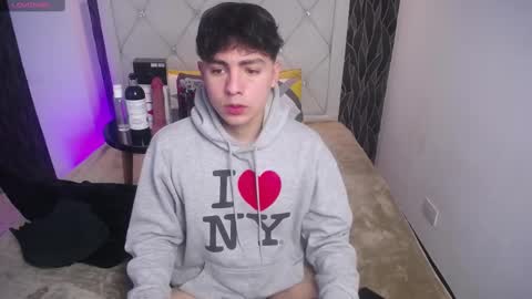 Snapshot of samu_foxxx chatting on November 22, 8:30 pm SAMU online show from November 22, 8:30 pm