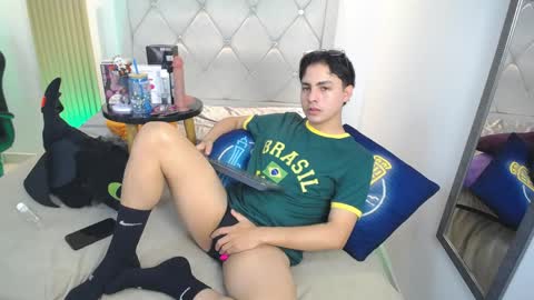 SAMU online show from May 4, 9:33 pm
