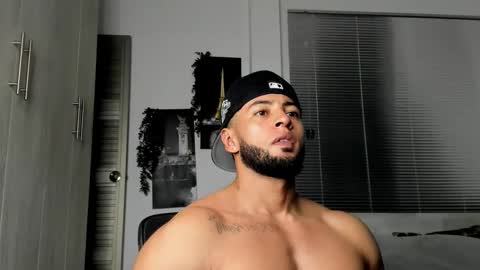 Snapshot of samuel2rd chatting on November 20, 2:56 am samuel2rd online show from November 20, 2:56 am