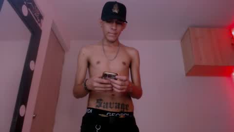 Snapshot of samuel_suarez chatting on December 26, 10:16 am online show from December 26, 10:16 am