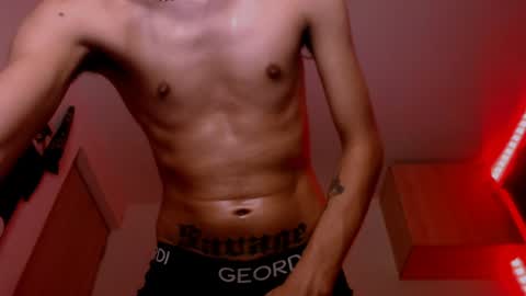 Snapshot of samuel_suarez chatting on January 14, 9:35 am online show from January 14, 9:35 am