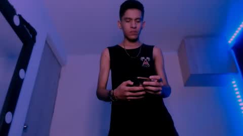 Snapshot of samuel_suarez chatting on February 26, 9:53 am online show from February 26, 9:53 am