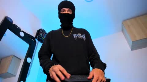 Snapshot of samuel_suarez chatting on September 9, 9:53 am online show from September 9, 9:53 am