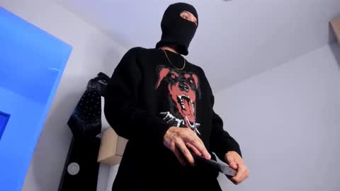 Snapshot of samuel_suarez chatting on October 16, 6:03 am online show from October 16, 6:03 am