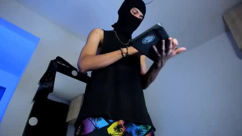 Snapshot of samuel_suarez chatting on November 9, 1:26 am online show from November 9, 1:26 am