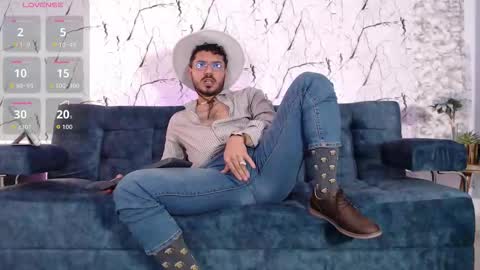  Samuel Coopper  online show from October 1, 6:03 pm