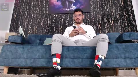  Samuel Coopper  online show from November 11, 2:50 pm