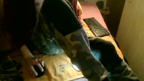 Snapshot of samueltal chatting on October 12, 7:24 pm samueltal online show from October 12, 7:24 pm