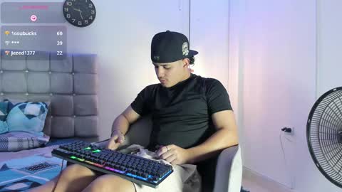 Snapshot of samxx_muscle chatting on September 14, 2:38 pm samxx_muscle online show from September 14, 2:38 pm