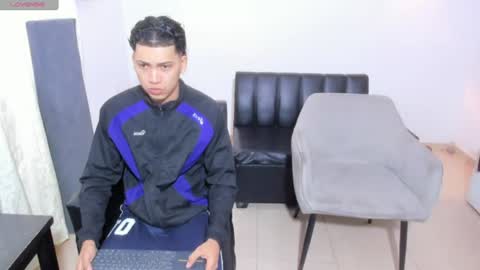 samxx_muscle online show from June 25, 2:21 pm